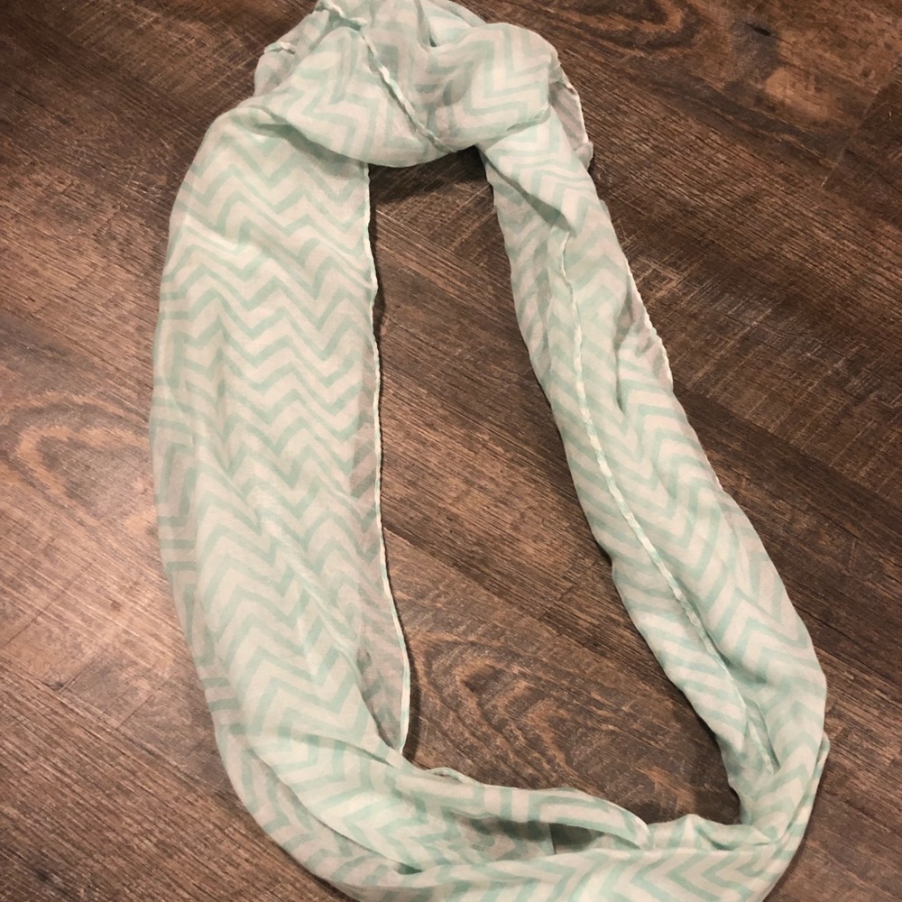 Scarf - Picture 3 of 3